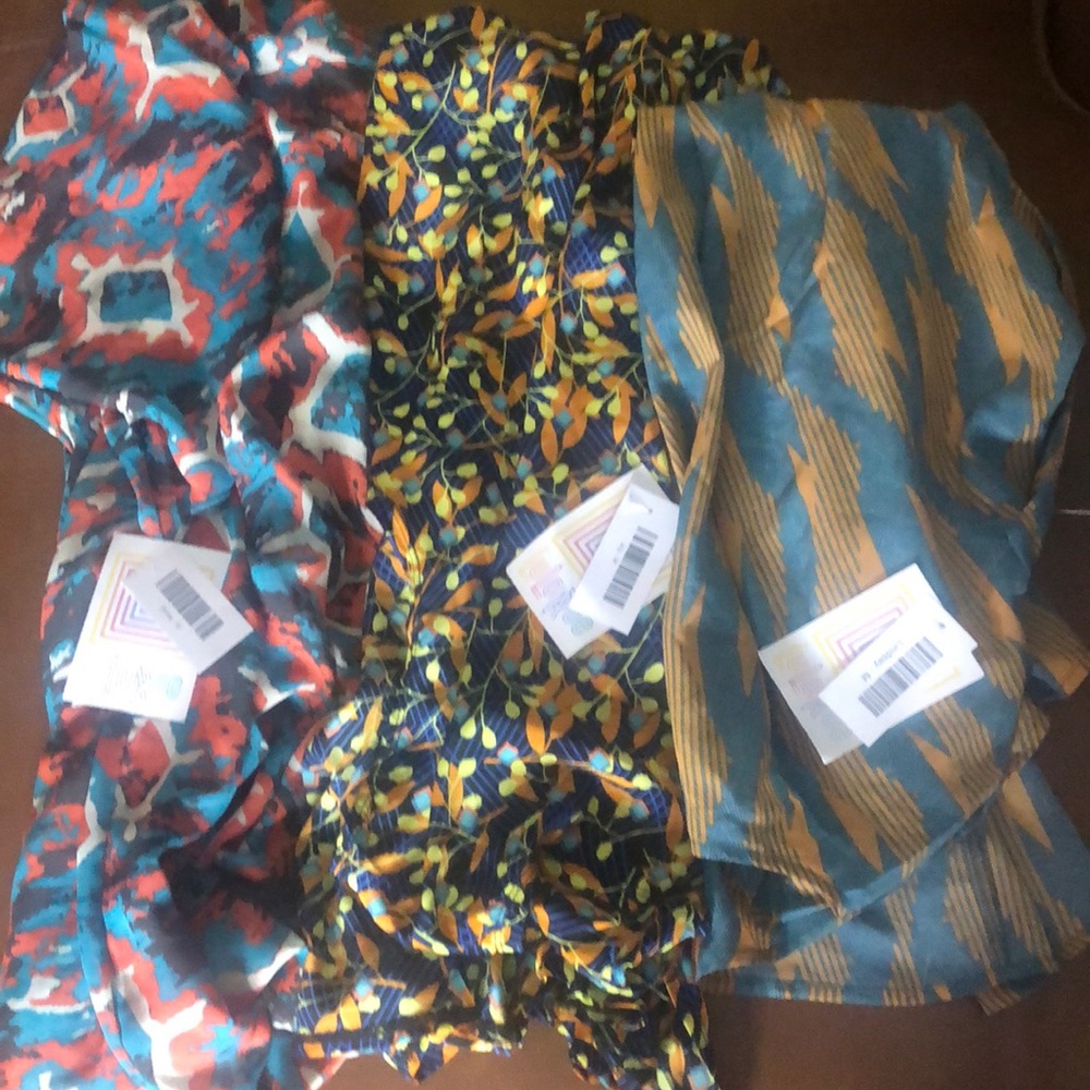 3 LULAROE DUSTERS